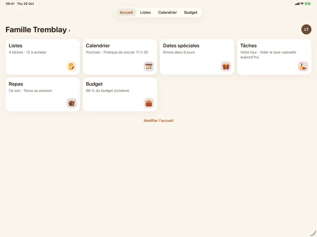 FamSorted sur iPad : l’accueil de la Famille Tremblay avec les listes, le calendrier, les tâches, les repas et le budget